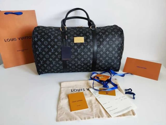 Ile kosztuje walizka Louis Vuitton? Ceny, modele i porady zakupowe Ile kosztuje walizka Louis Vuitton? Ceny, modele i porady zakupowe