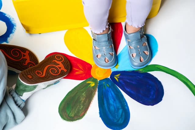 Jakie buty do żłobka wybrać, aby zapewnić komfort i bezpieczeństwo? Jakie buty do żłobka wybrać, aby zapewnić komfort i bezpieczeństwo?