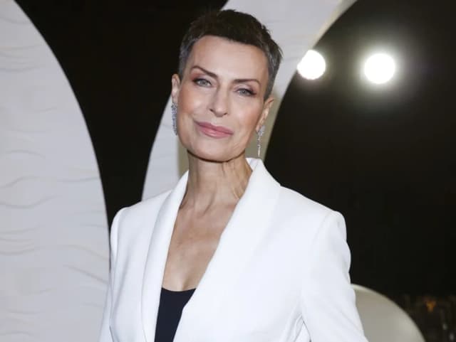 Stylizacje Danuty Stenki: Odkryj jej elegancki i unikalny styl Stylizacje Danuty Stenki: Odkryj jej elegancki i unikalny styl