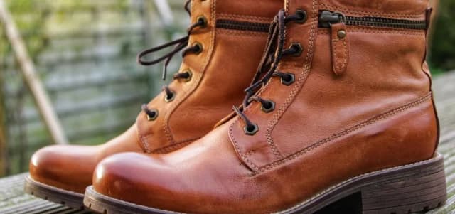 Kowbojki męskie stylizacje – jak uniknąć modowych wpadek? Kowbojki męskie stylizacje – jak uniknąć modowych wpadek?