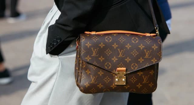 Czy torebki Louis Vuitton są ze skóry? Odkryj prawdę o materiałach Czy torebki Louis Vuitton są ze skóry? Odkryj prawdę o materiałach
